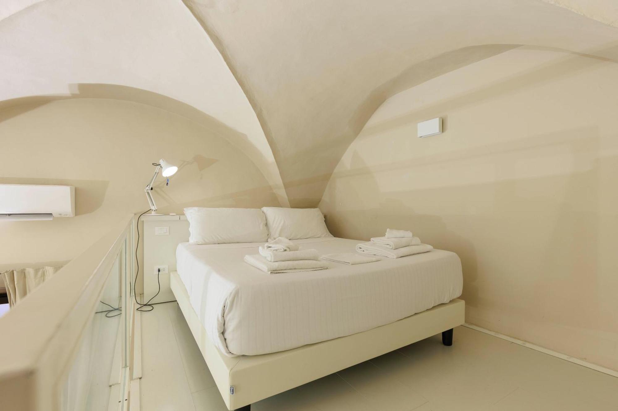 Santa Croce Deluxe Apartment Флоренція Екстер'єр фото